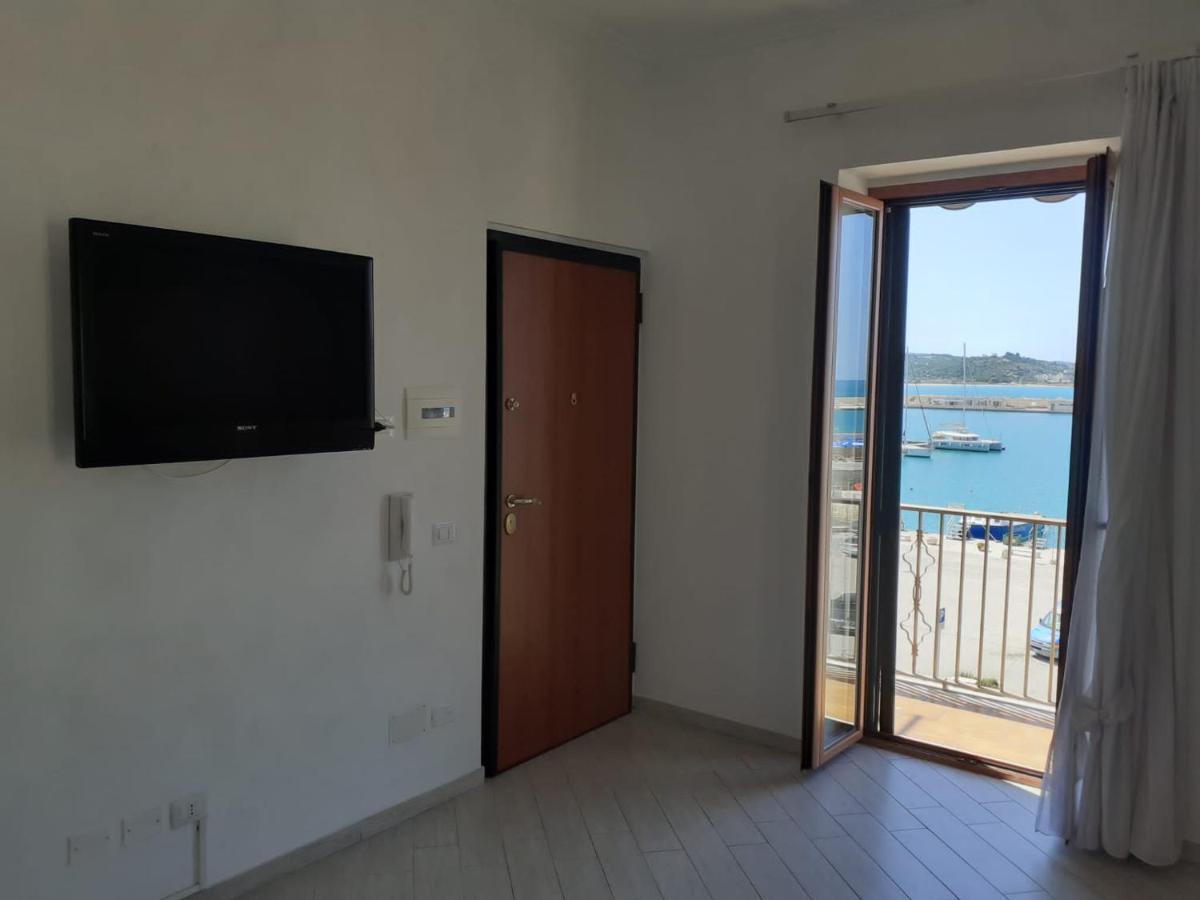 Tagliamento & Molo Apartment เวียสเต ภายนอก รูปภาพ