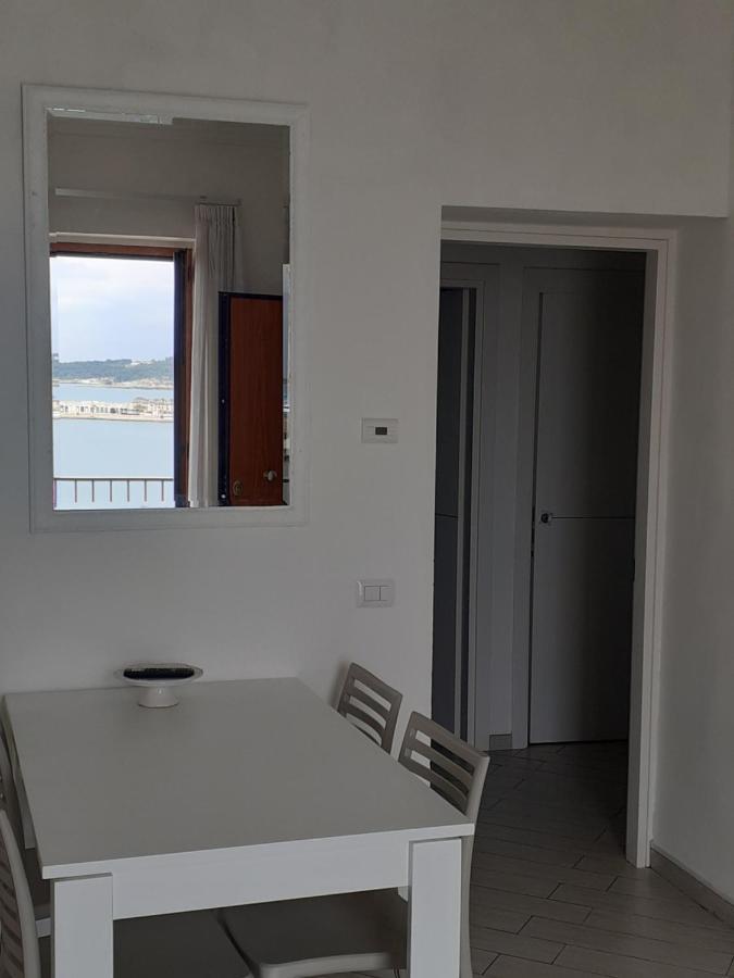 Tagliamento & Molo Apartment เวียสเต ภายนอก รูปภาพ